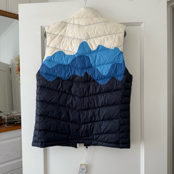 MARINE LAYER archive andes puffer vest in blue mountain scene size small NEW - Picture 8 of 8